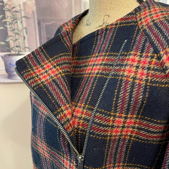 Brooks Brothers plaid jacket with asymmetrical zipper - Picture 4 of 7